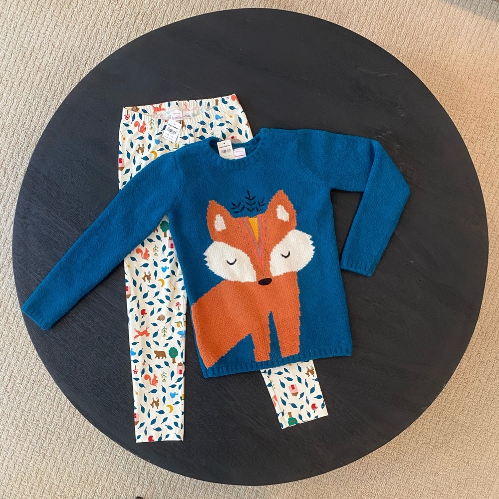 FREE SHIPPING Marshmallow Sweater with coordinating leggings